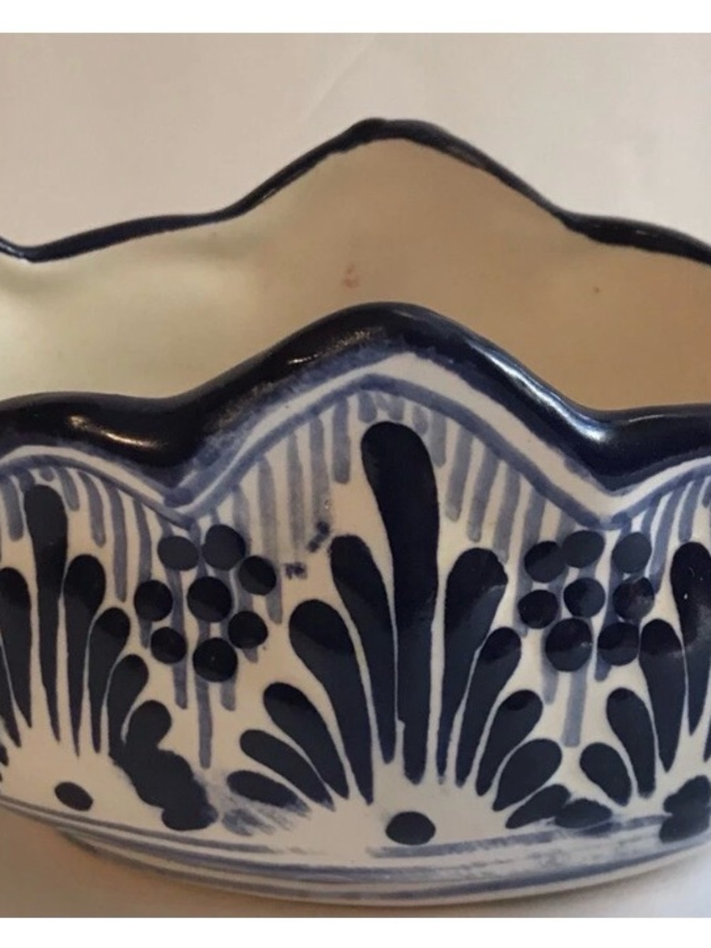 Talavera Blue and White Scalloped Eathernware Salsa Bowl 7” x 3” x 3” Signed